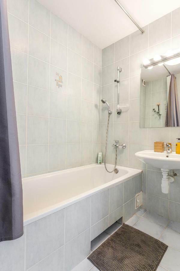 #Stayhere - Spacious & Bright 1Bdr Apartment Shopping District Вилнюс Екстериор снимка